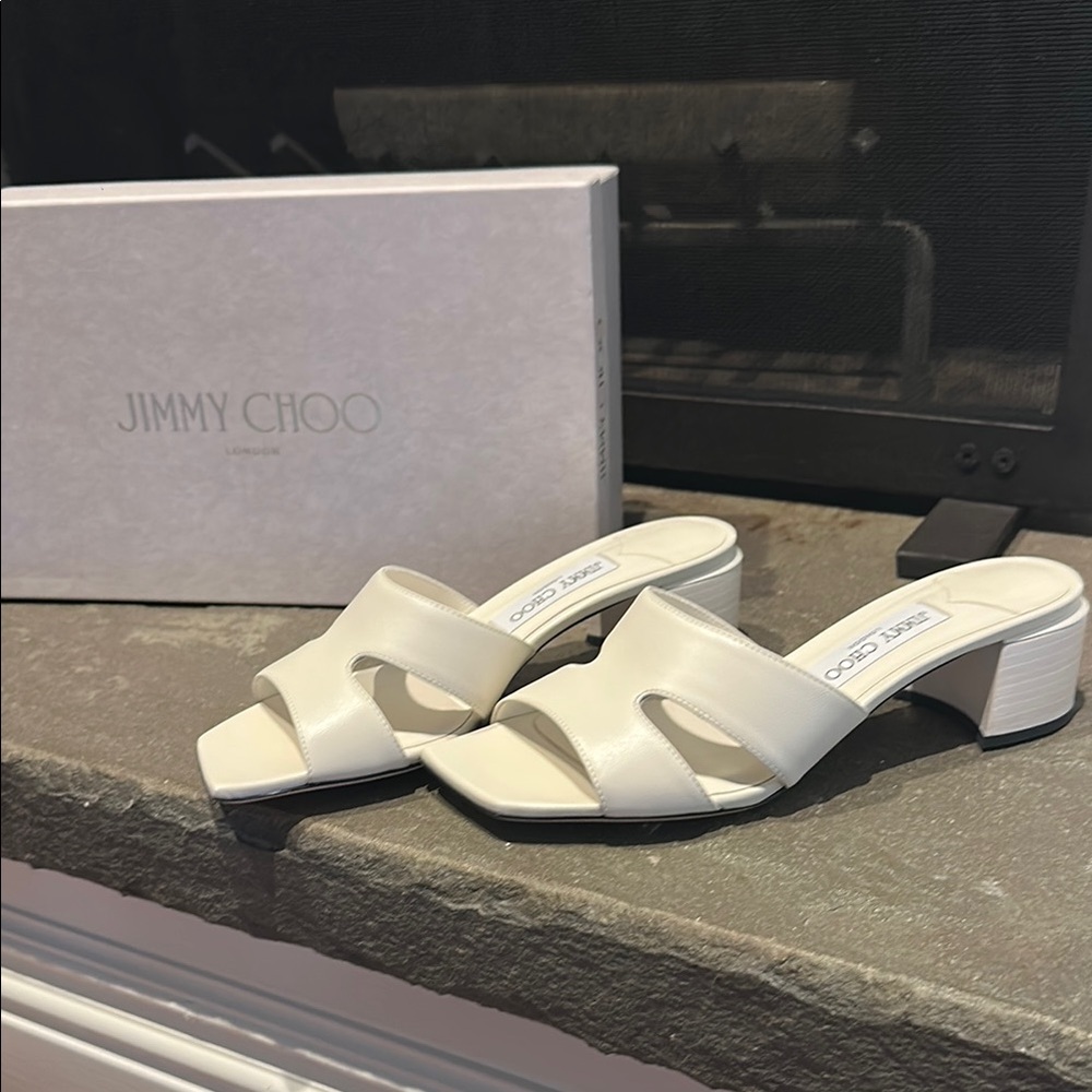 Jimmy Choo Ellison Mule 45 in Latte